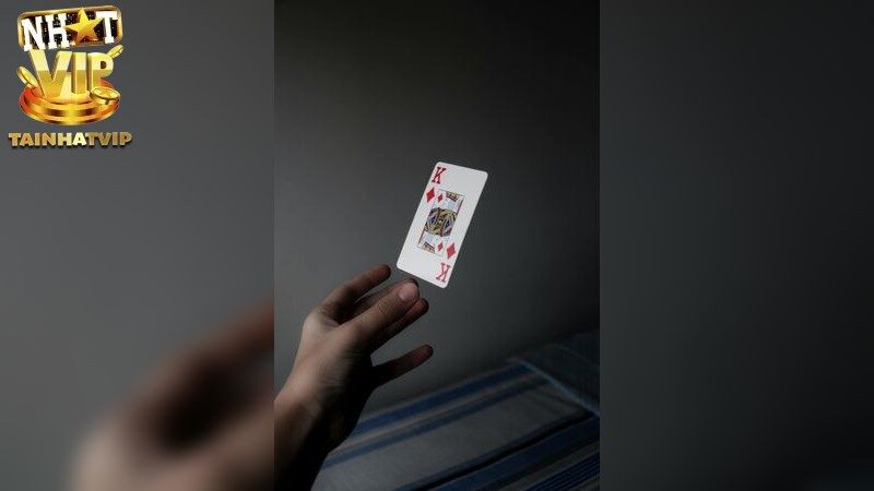 Hướng dẫn chi tiết để tải game bài Nhatvip trên điện thoại